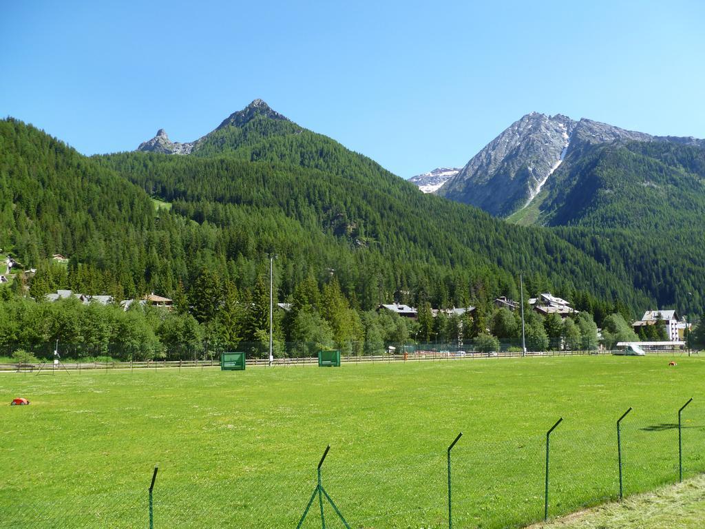 Hotel L' Aiglon Champoluc Exterior photo