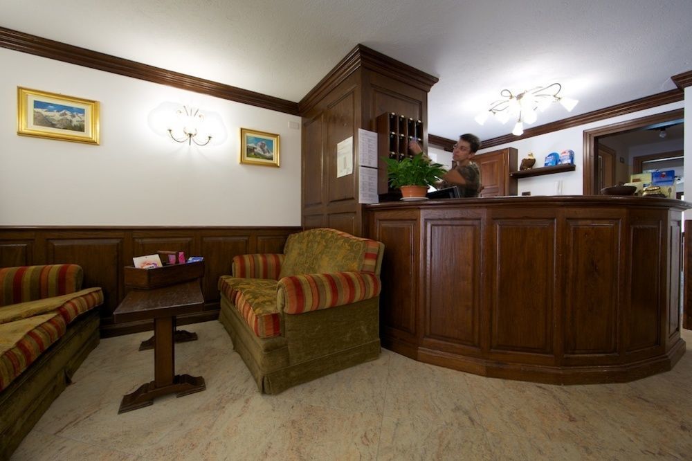 Hotel L' Aiglon Champoluc Exterior photo
